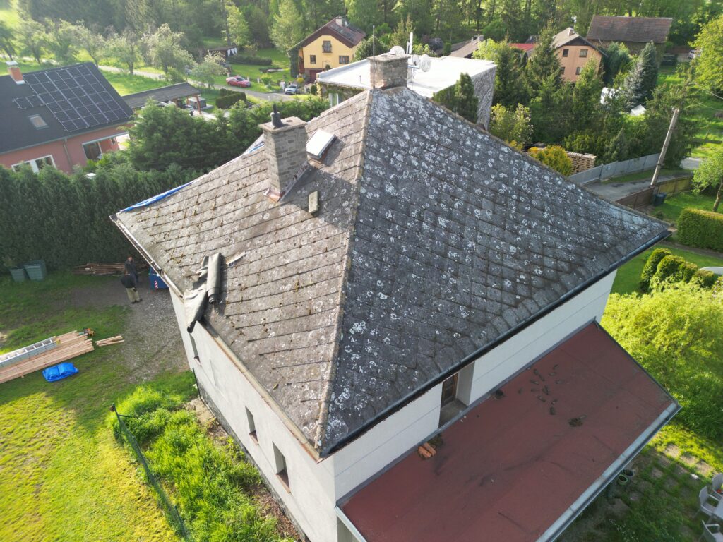 Střechy Hošna, klempířské, tesařské a pokrývačské práce Beroun, Hořovice, Příbram, Rokycany, Plzeň
